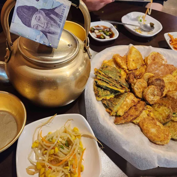 맷돌빈대떡 사진 1