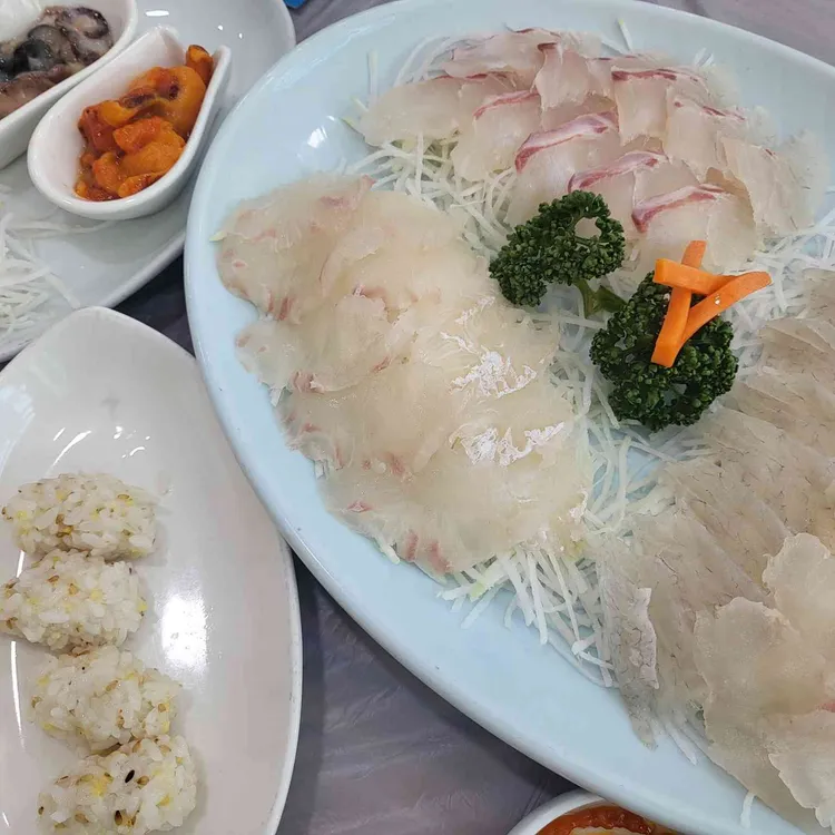 동백섬횟집 대표 사진