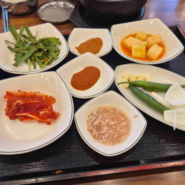 일품돼지국밥 대표 사진