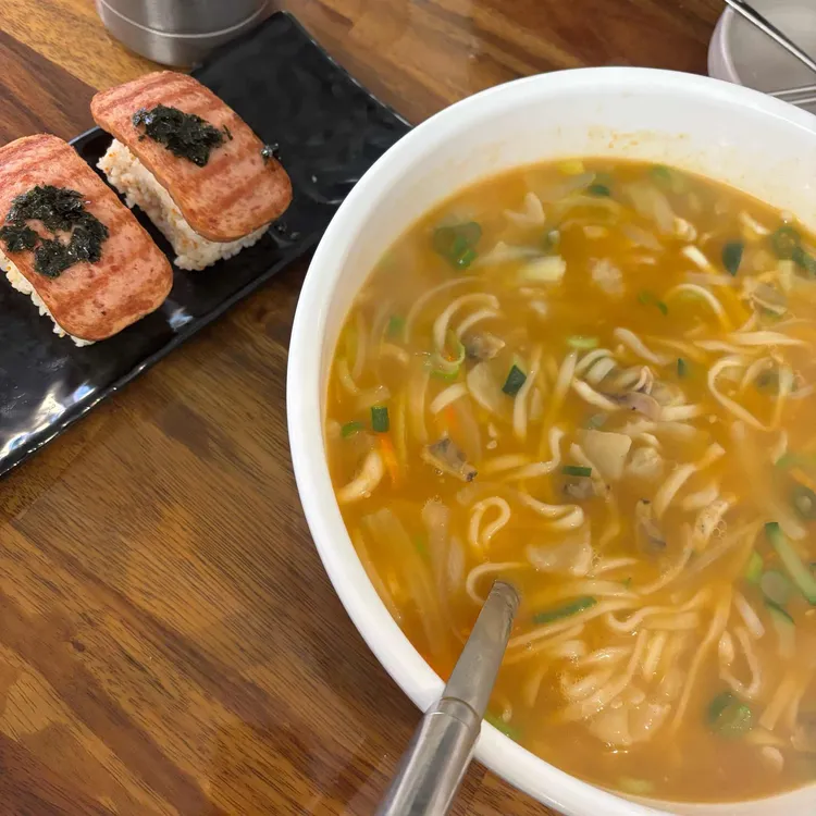 바람난 얼큰 짬뽕 수제비 대표 사진