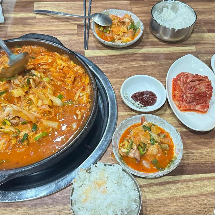 우미조개전골 대표 사진