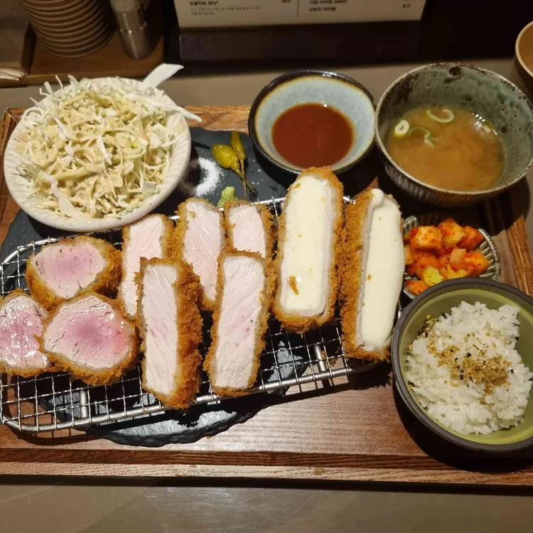 윤돈 대표 사진