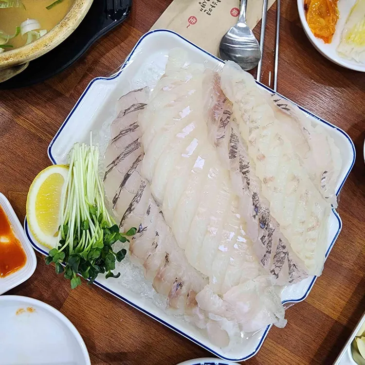 광어랑멍게 대표 사진