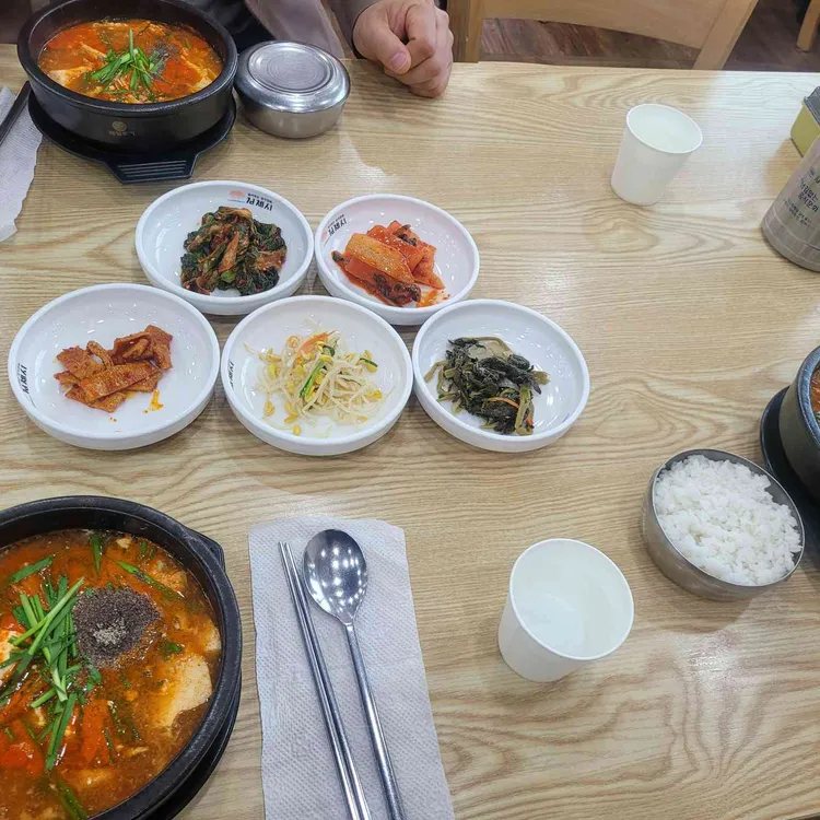 콩사랑뚜부장수 대표 사진