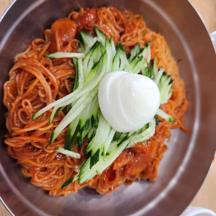 삼삼밀면 대표 사진