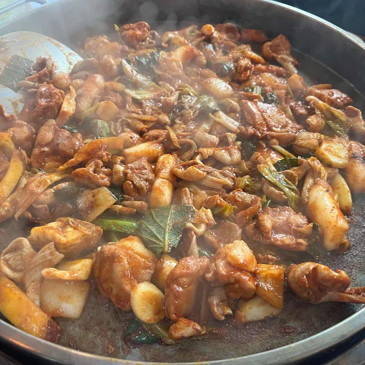 청평호반닭갈비막국수 대표 사진