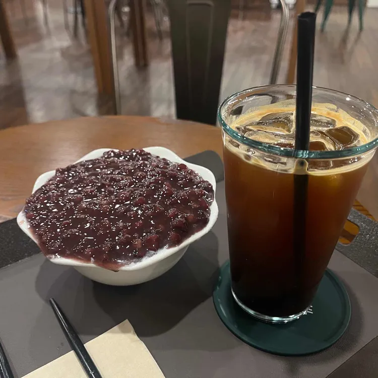 카페홍두 대표 사진