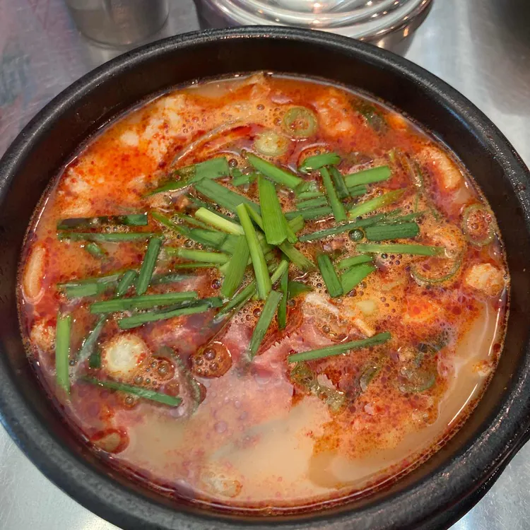 돈수백 대표 사진