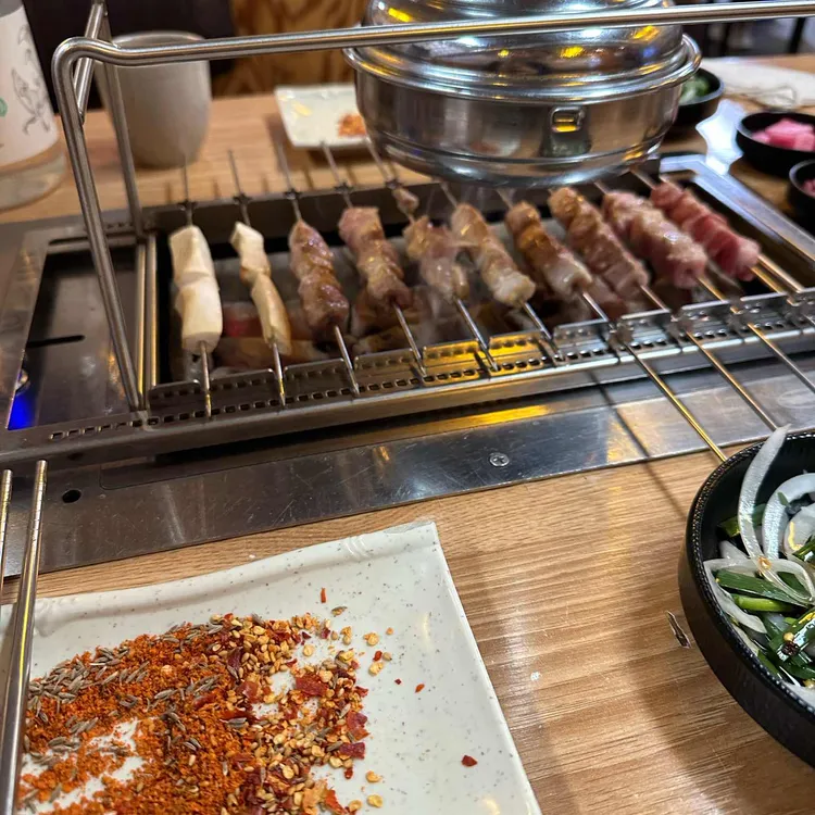 먹고보자무한리필양꼬치 대표 사진