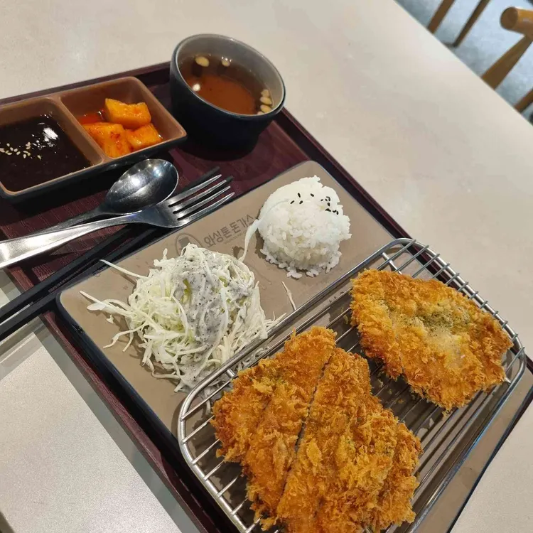 와싱톤돈가스 대표 사진