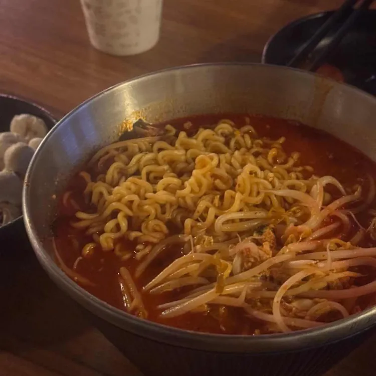 홈타운 대표 사진