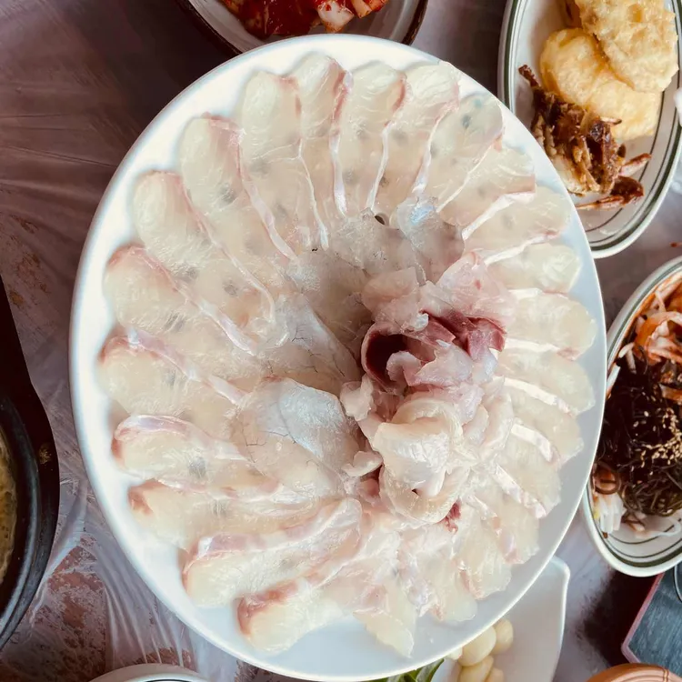 복원횟집 대표 사진