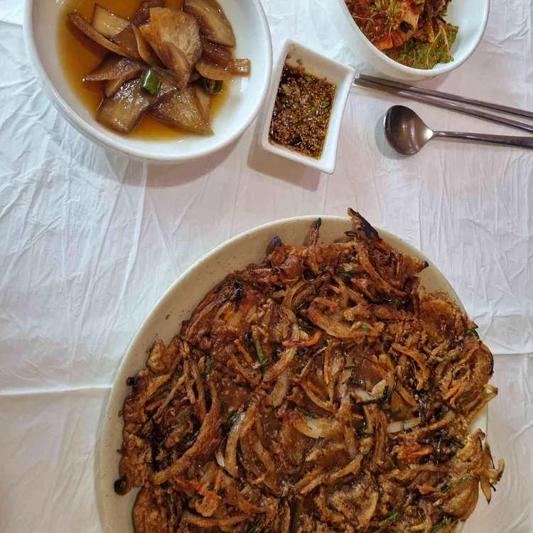 산촌묵밥 사진 1