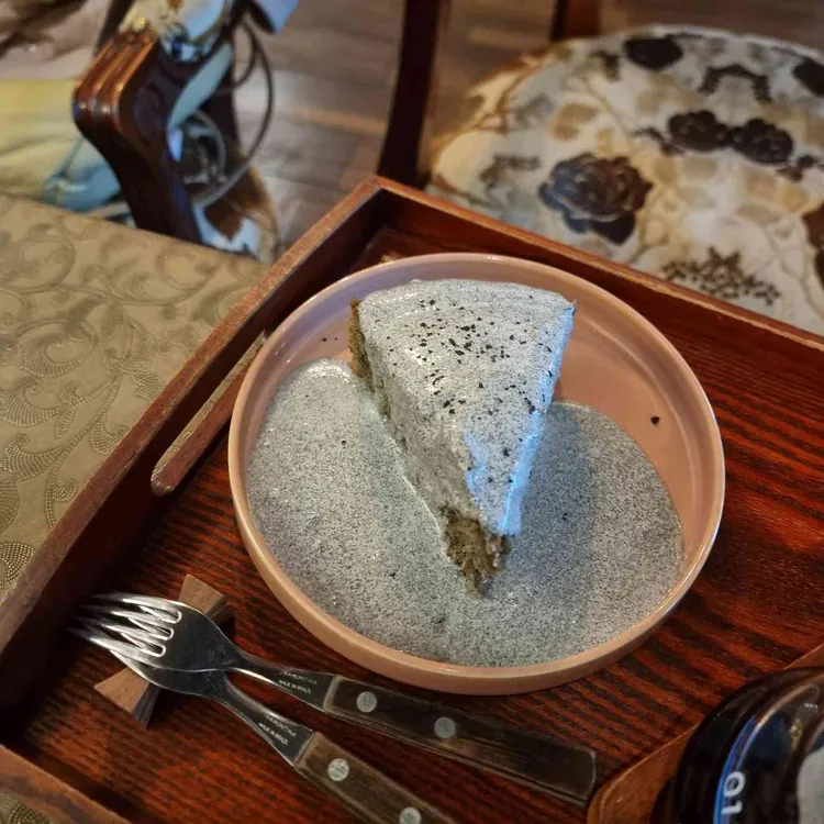 커피네루다 대표 사진