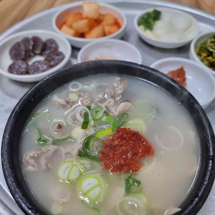 진주 비봉식당 대표 사진