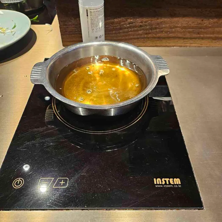 샤브퀴진 대표 사진