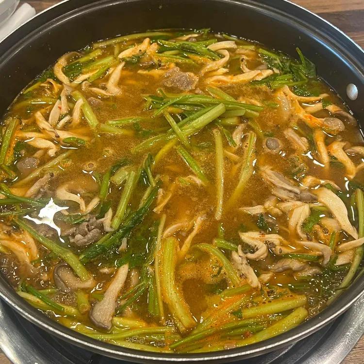 홍두깨샤브칼국수 대표 사진