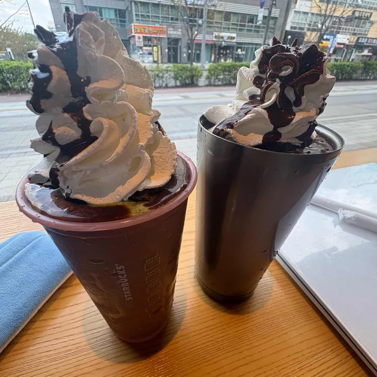 스타벅스 대표 사진