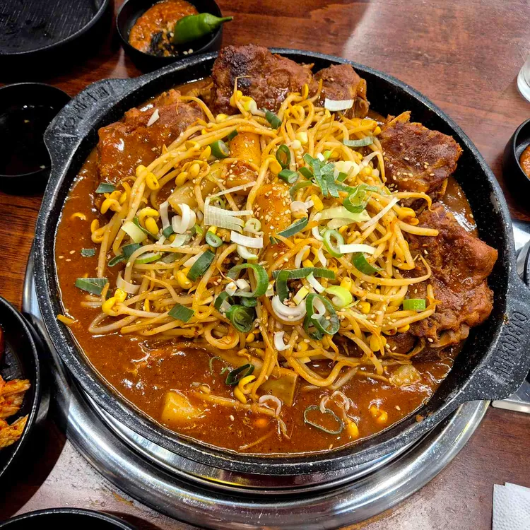 본가왕뼈감자탕해장국 대표 사진