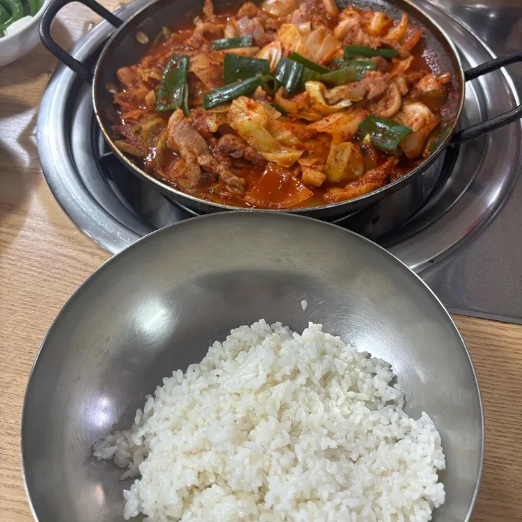 다운목살구이식당 대표 사진