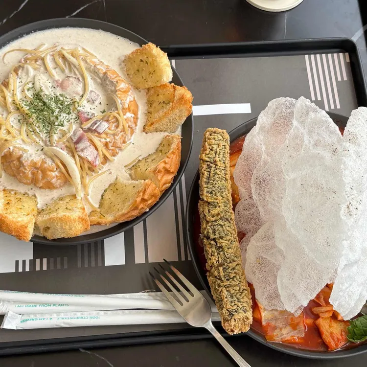 더 화이트 라운지 대표 사진