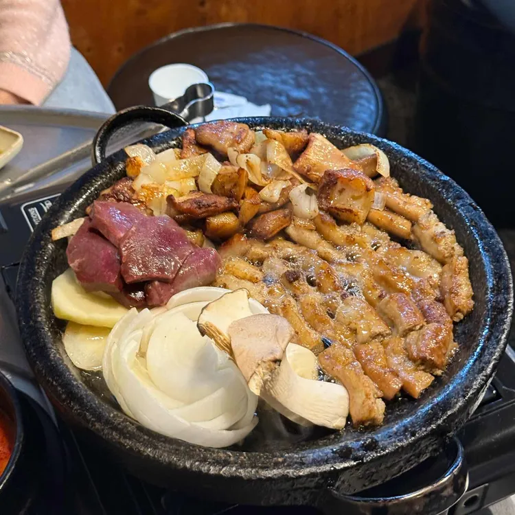토바기 한우곱창 대표 사진