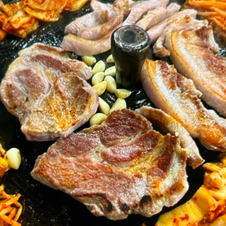 싹쓰리솥뚜껑삼겹살 대표 사진