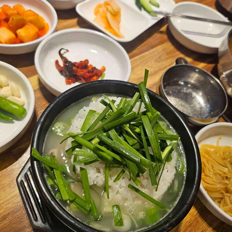 영동밀면&돼지국밥 대표 사진
