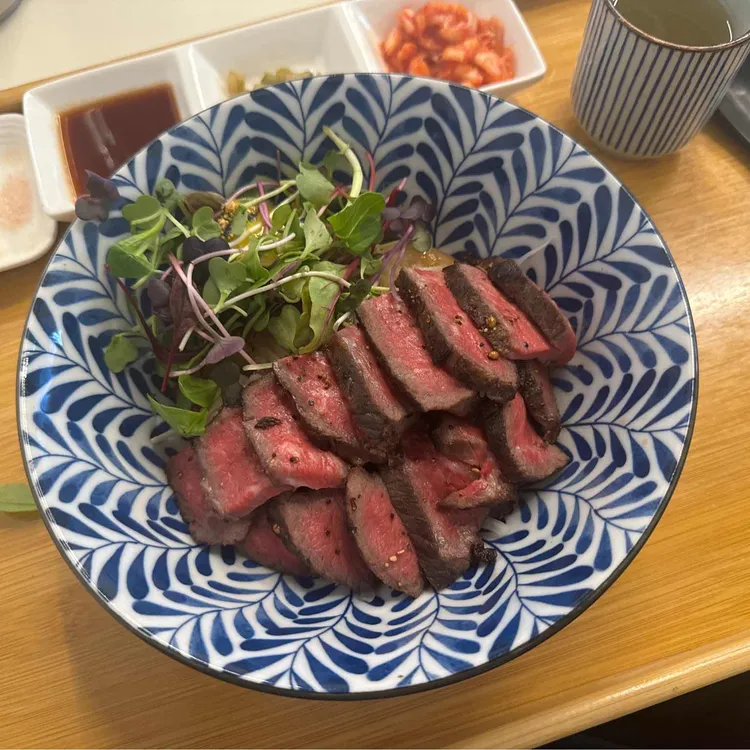 로로카츠 대표 사진