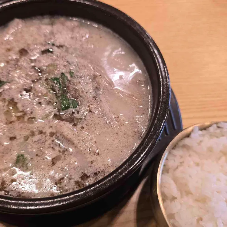 신의주찹쌀순대 대표 사진