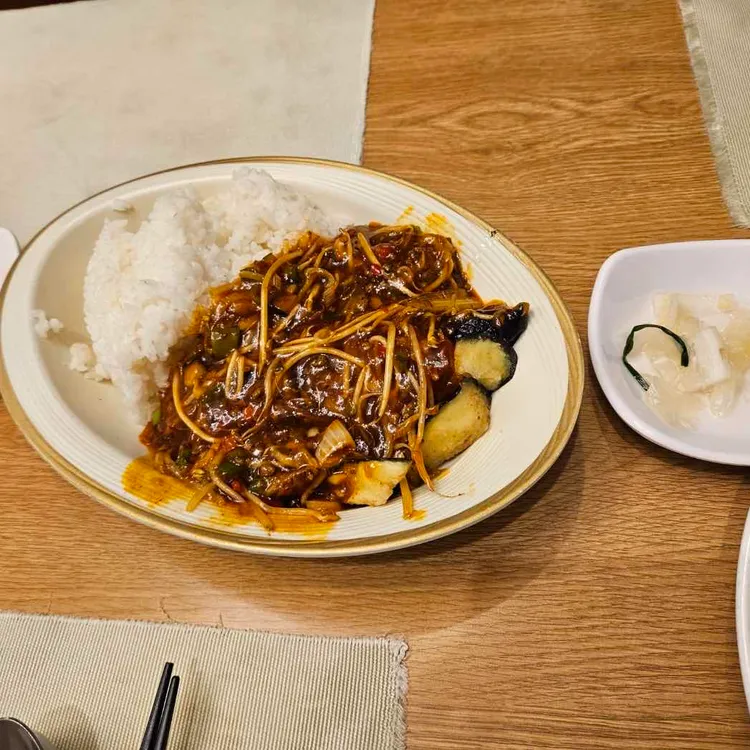 루싱 대표 사진
