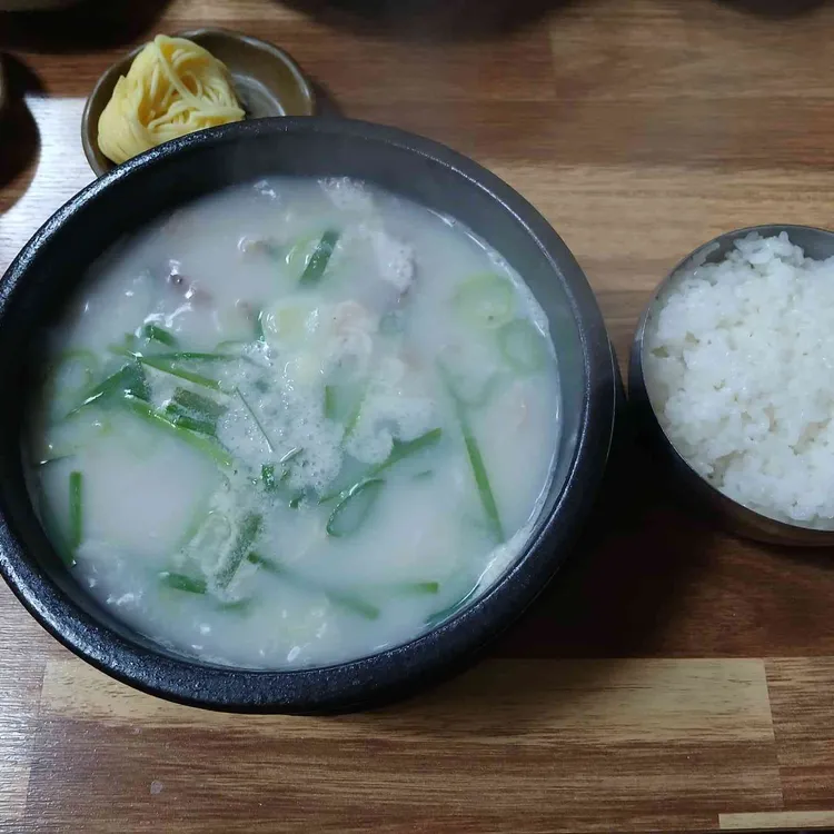 영진돼지국밥 대표 사진