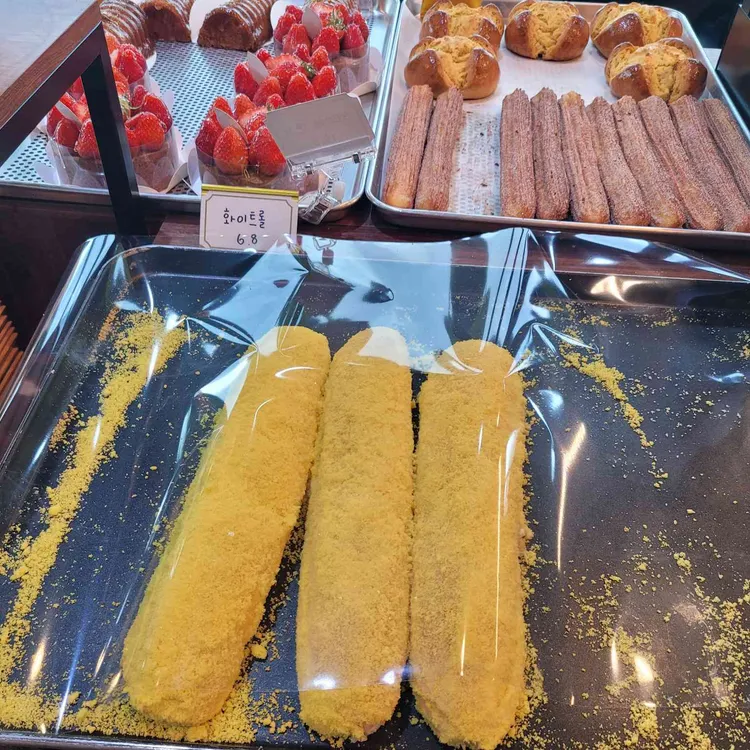 17812 카페 대표 사진