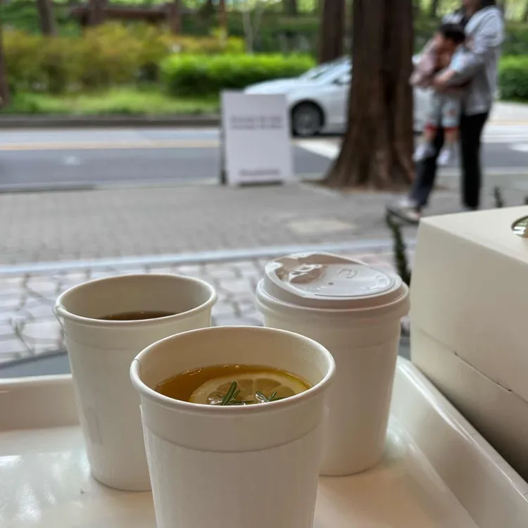브레드앤워크 대표 사진
