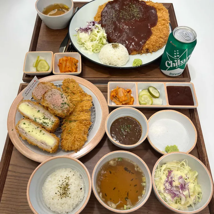 정성카츠 대표 사진