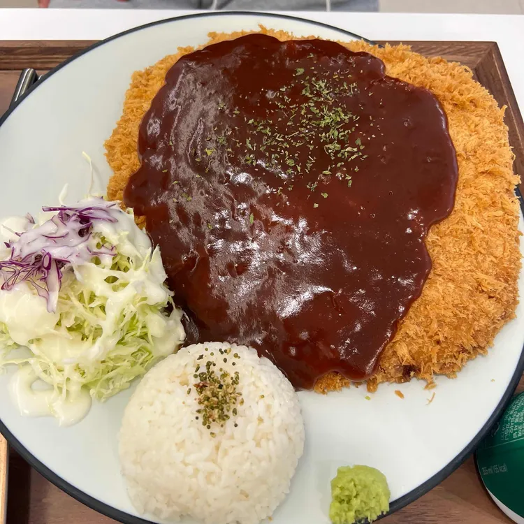 정성카츠 대표 사진