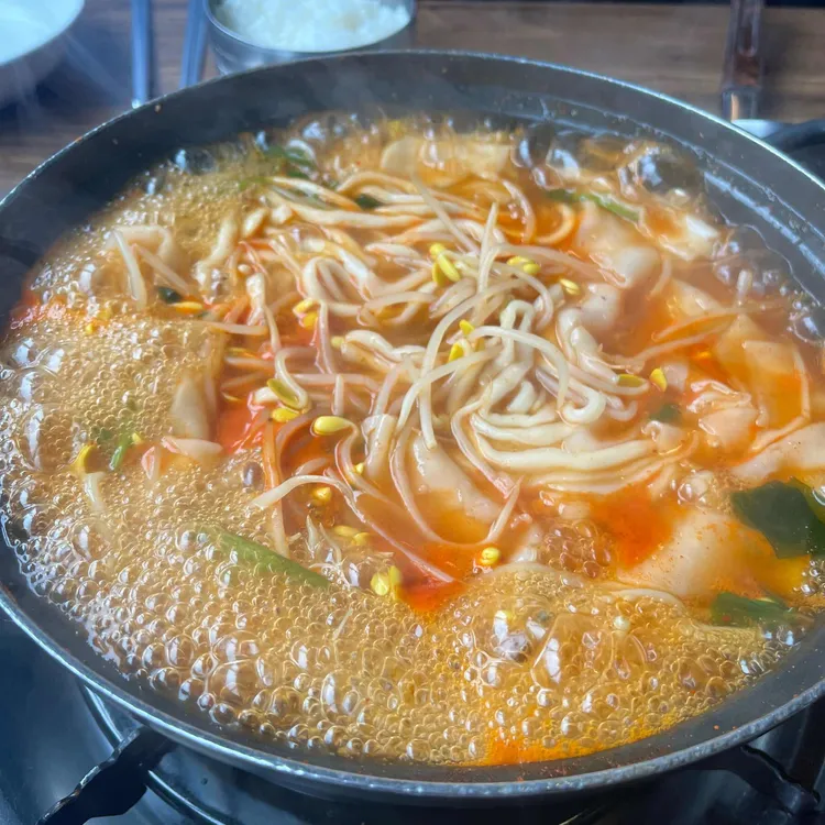 선상매운탕칼제비 대표 사진