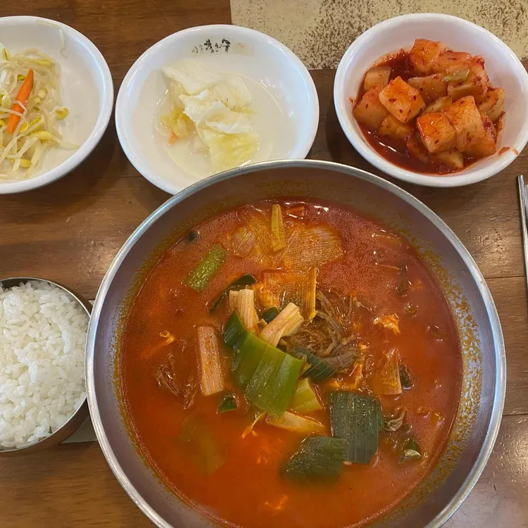 이화수전통육개장  사진 2