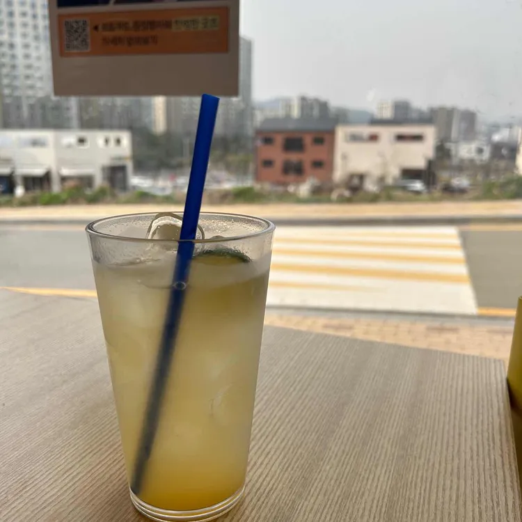 이디야커피 대표 사진