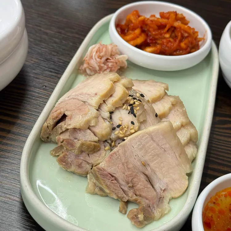 평이담백 뼈칼국수 사진 2