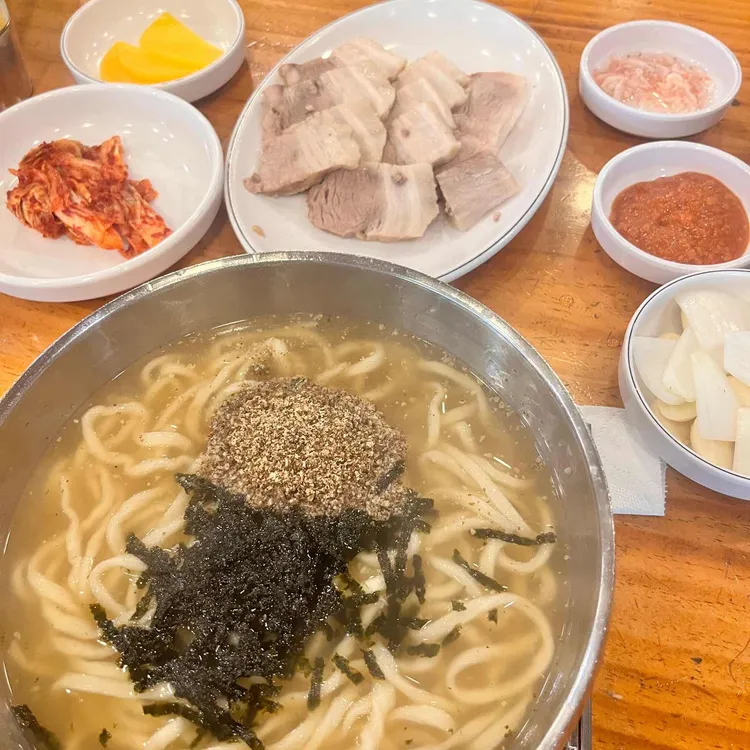 김화칼국수 사진 1