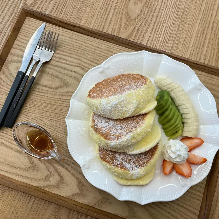 라필로스 대표 사진