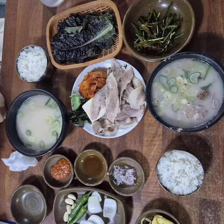 영진돼지국밥 사진