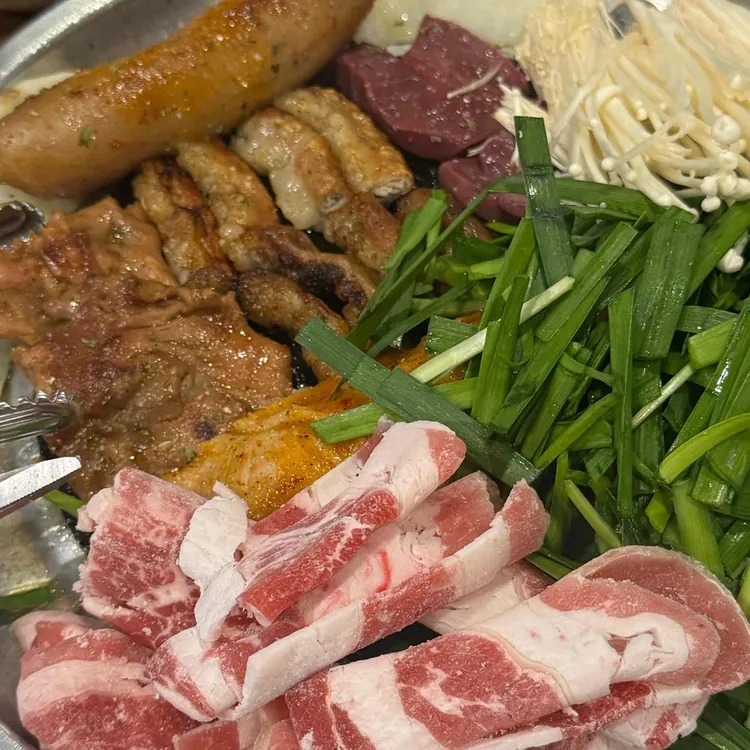 신촌부추곱창 사진 1