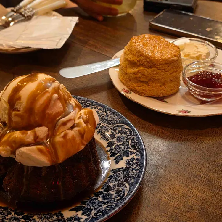 을지루이스 사진