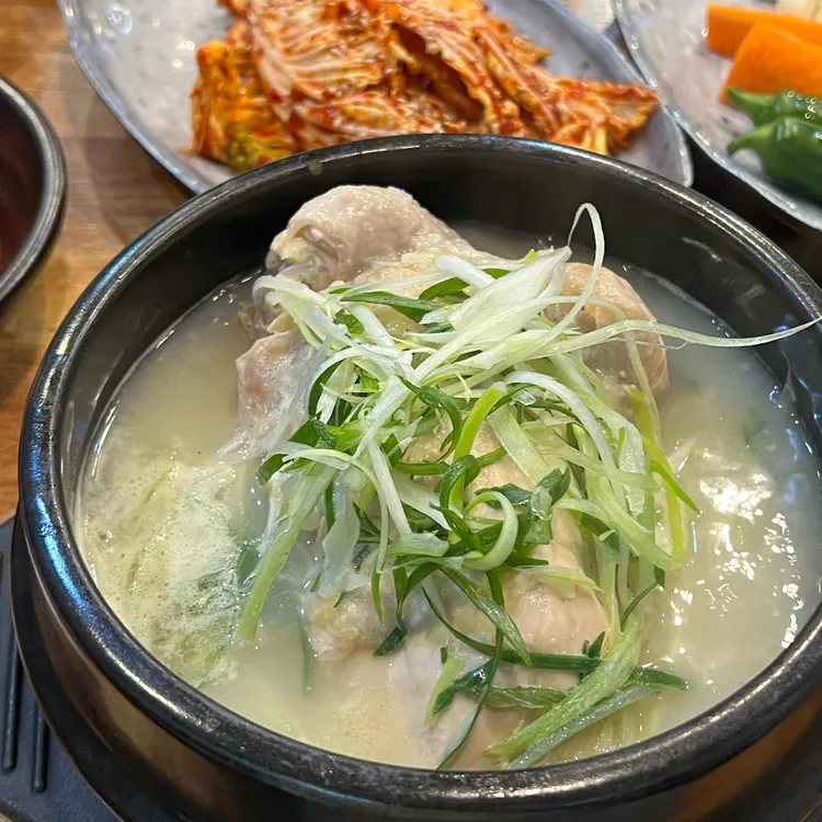 김정옥엄나무삼계탕 사진 2