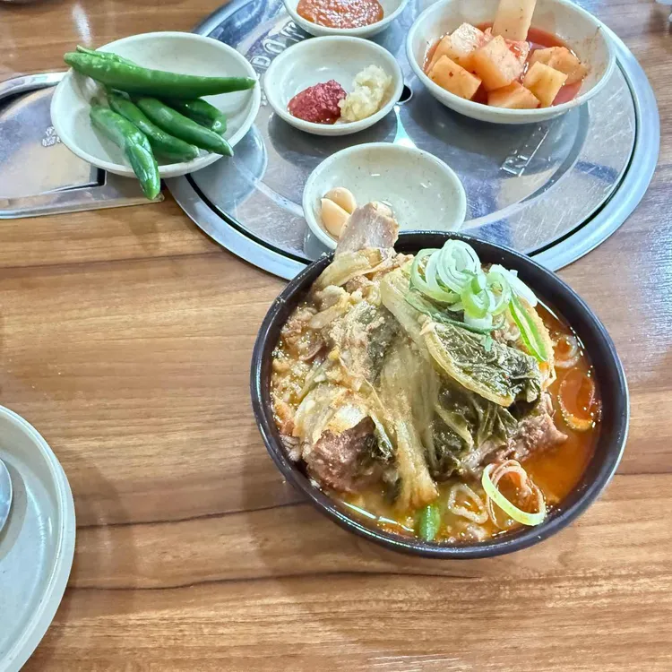 서울왕뚝배기감자탕 대표 사진