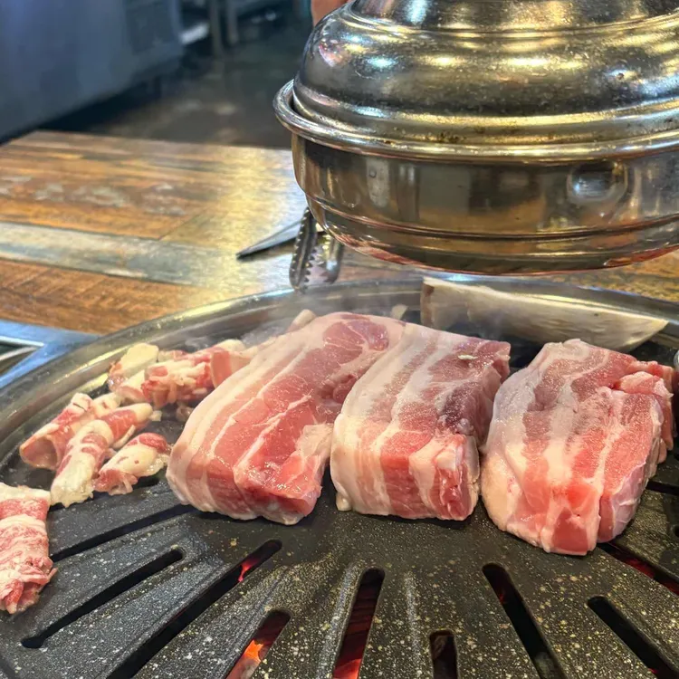 복돼지 대표 사진
