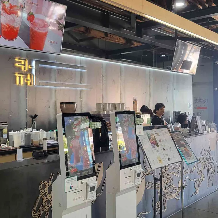 동부창고 카페C 대표 사진
