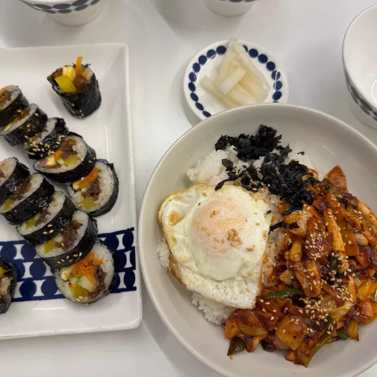 티읕김밥 사진 1